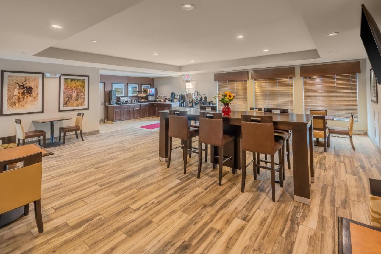 Landmark Suites - Williston Extérieur photo