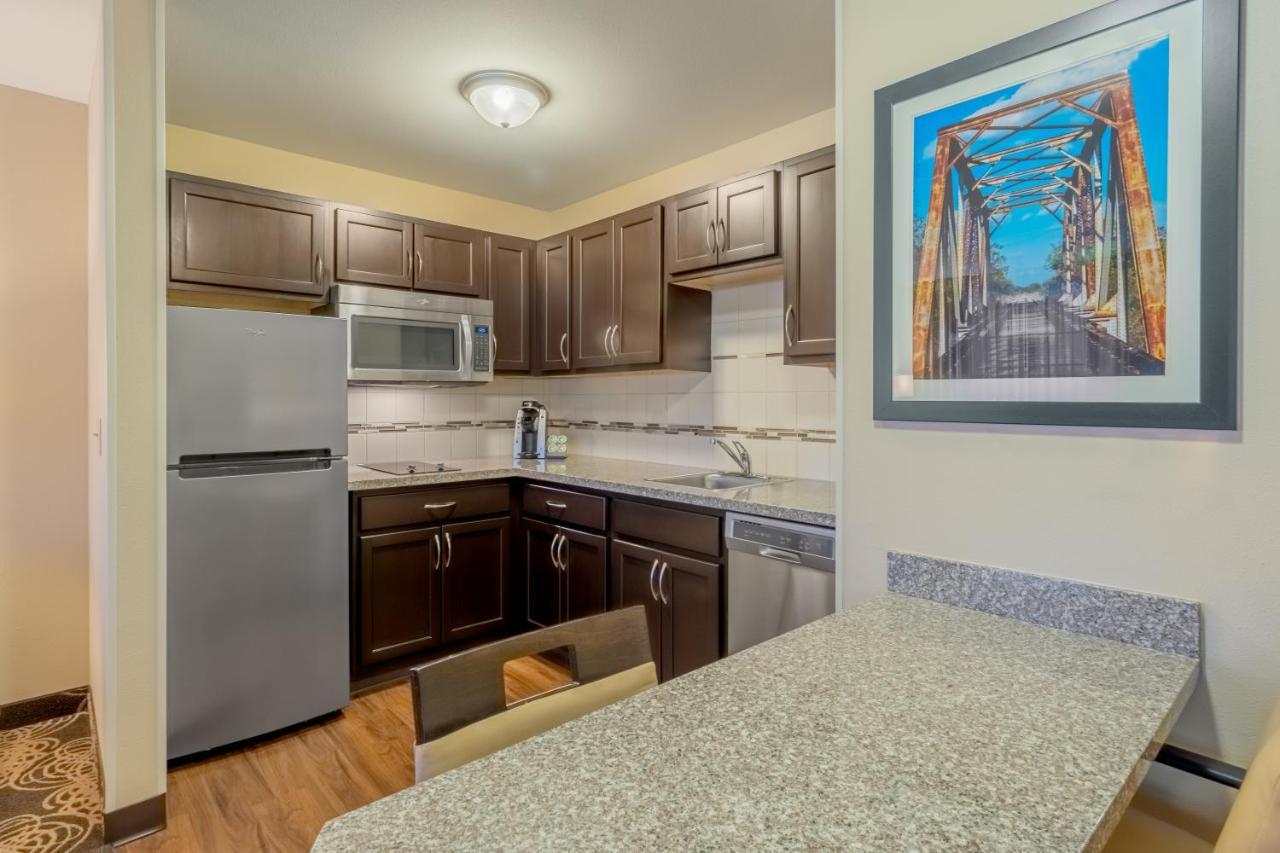 Landmark Suites - Williston Extérieur photo