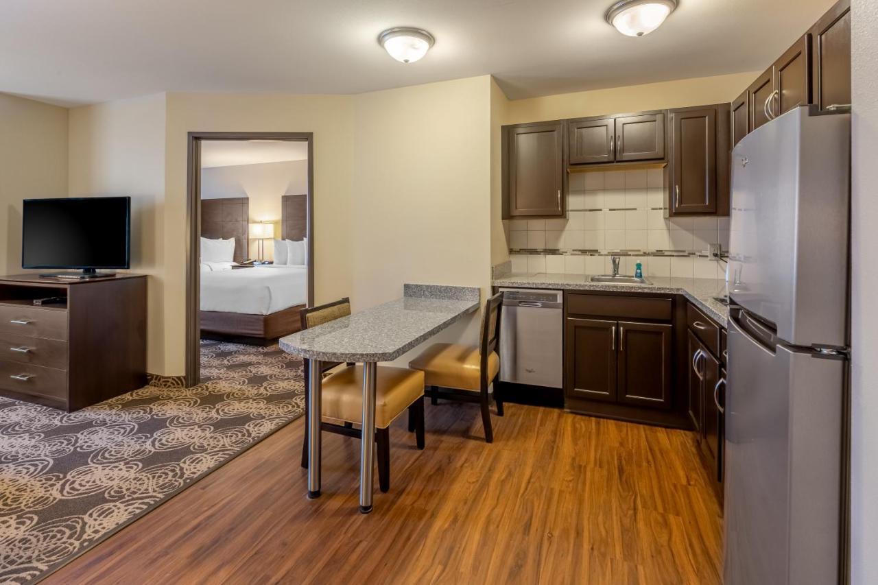 Landmark Suites - Williston Extérieur photo